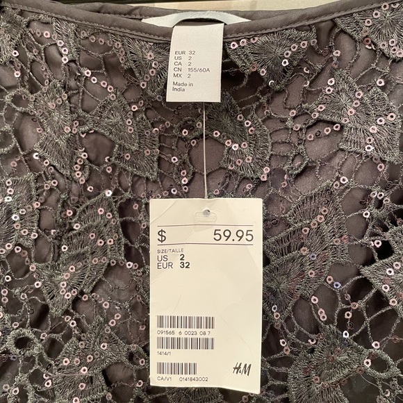 H&M Grey Silver Skirt - Picture 4 of 6